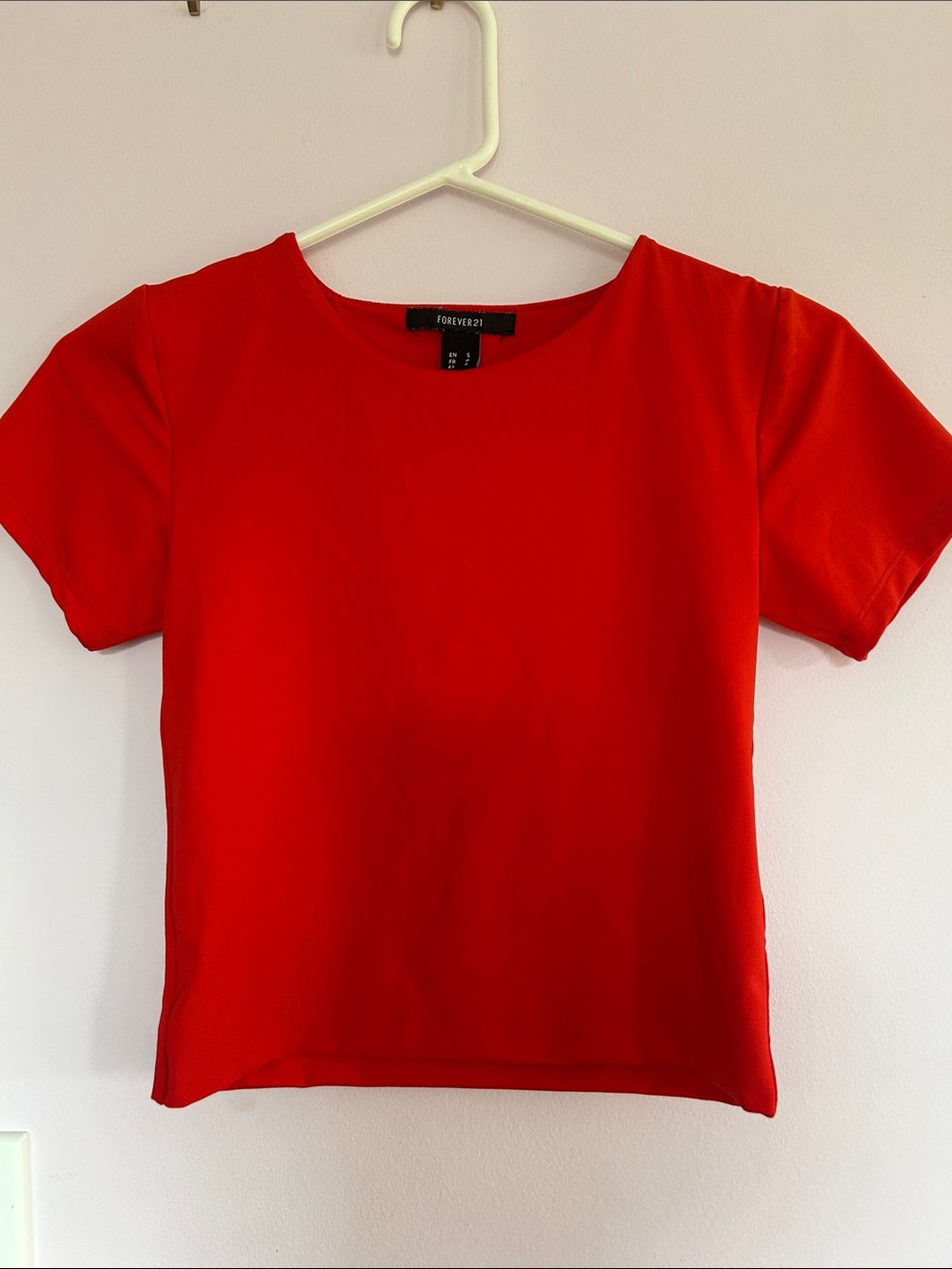 Forever 21 Red Short Sleeve Crew Top